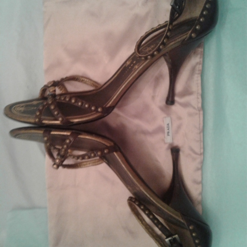 😍 Prada Studs & Crystals Sandals😍 - Picture 3 of 7